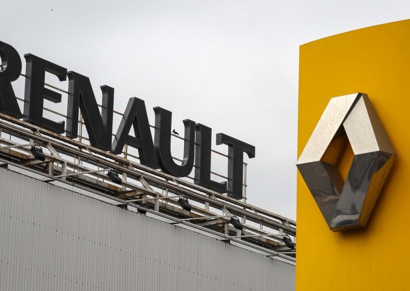 Renault Grupa prodaje Renault Rusiju i kontrolne udjele u AvtoVAZ-u