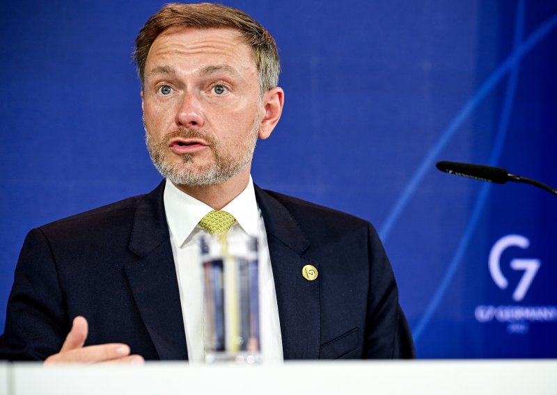 Njemački ministar: Nema zajedničkog zaduživanja EU-a za obnovu Ukrajine