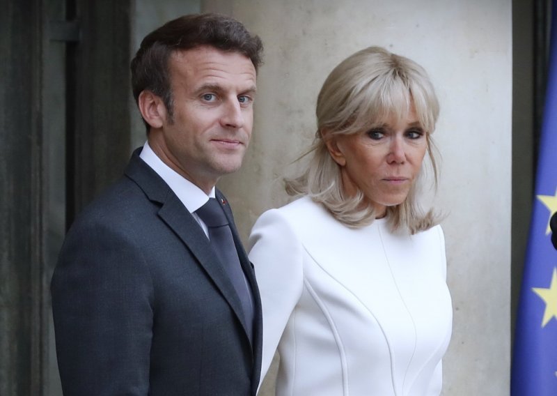 Nekadašnji šef Radio Francea progovorio o šuškanjima da je bio Macronov ljubavnik: Brigitte se uzrujala zbog glasina o nevjeri svog supruga