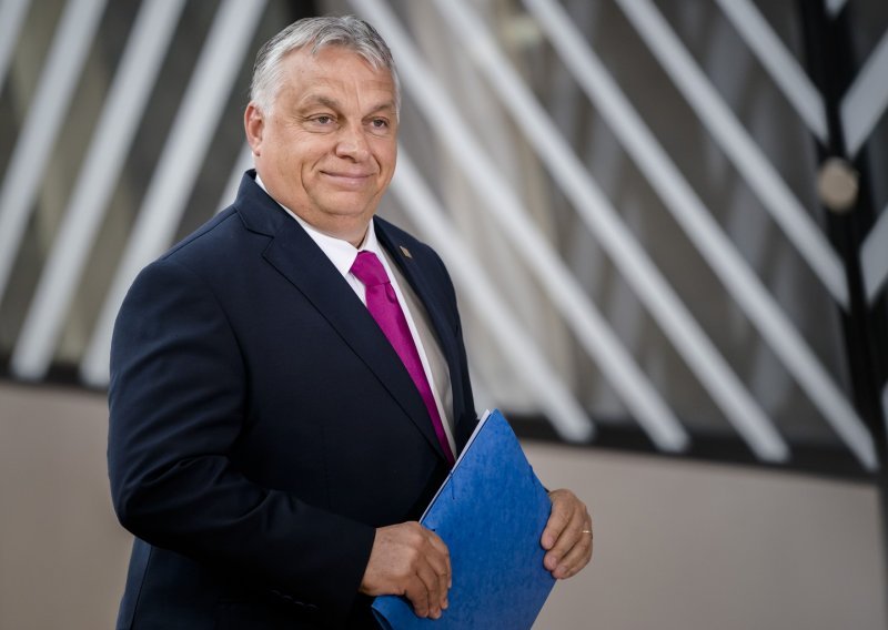 Orban produžio ograničenje cijena hrane i goriva, doznajte mijenja li se nešto i za strance