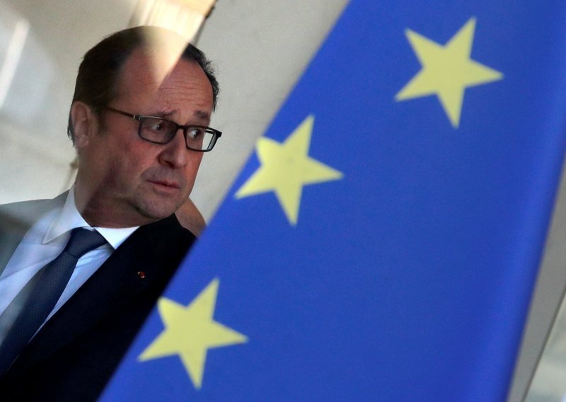 Hollande se obrušio na Trumpa zbog komentara o Parizu
