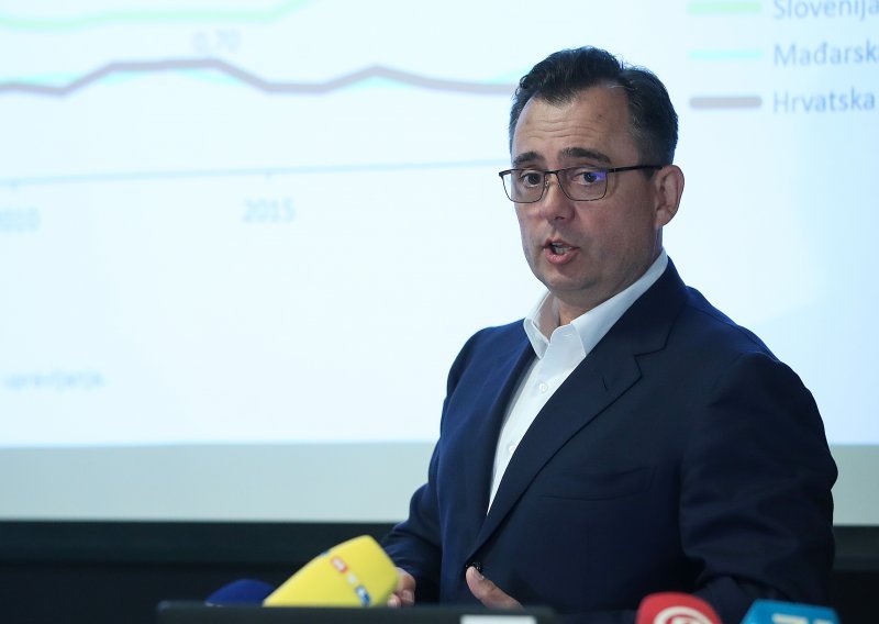 Hoće li Vanđelićeva udruga proizvoditi premijere i ministre?