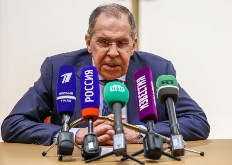 Lavrov se obrušio na SAD i čudovišta iz Bruxellesa, a dotaknuo se i hrvatskih medija