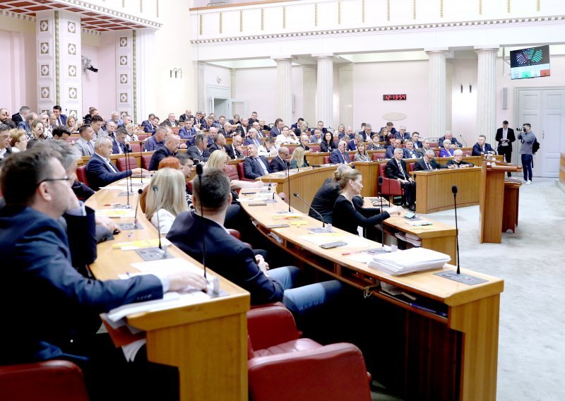 Do početka ljetne stanke Sabor će dobiti tri nove parlamentarne političke stranke