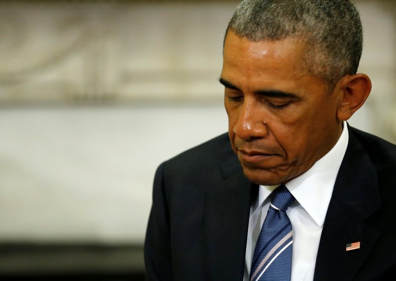 Obama: Nažalost, poremećene osobe lako nabavljaju puške