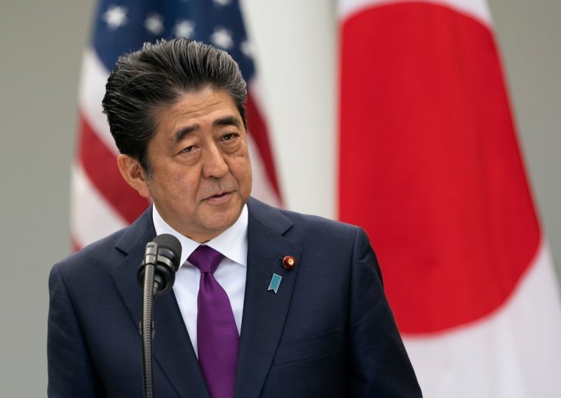 Tko je Shinzo Abe, najdugovječniji japanski premijer koji je u petak ustrijeljen tijekom predizborne kampanje