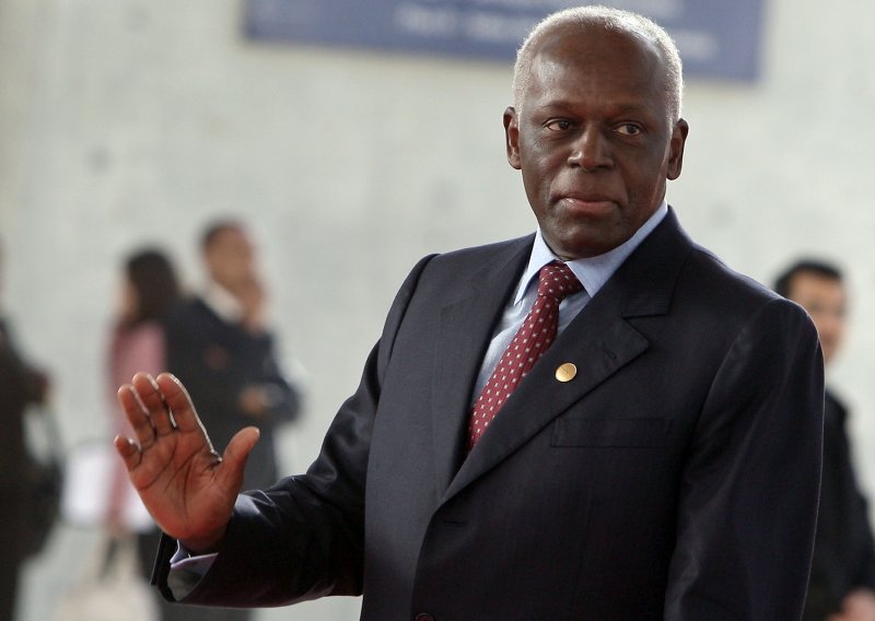 Umro dugogodišnji bivši angolski predsjednik Dos Santos