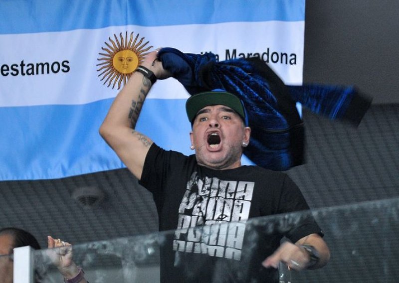Bahati Maradona provocirao hrvatske navijače u Areni