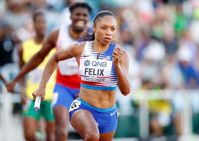 Fantastična Allyson Felix osvojila je rekordnu devetnaestu medalju na Svjetskim prvenstvima i ponosno otišla u mirovinu