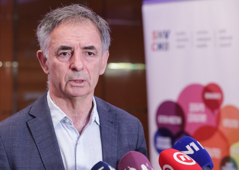 Pupovac: Nije se smjelo dogoditi da predsjednik Vučić ne može doći u posjet Jasenovcu
