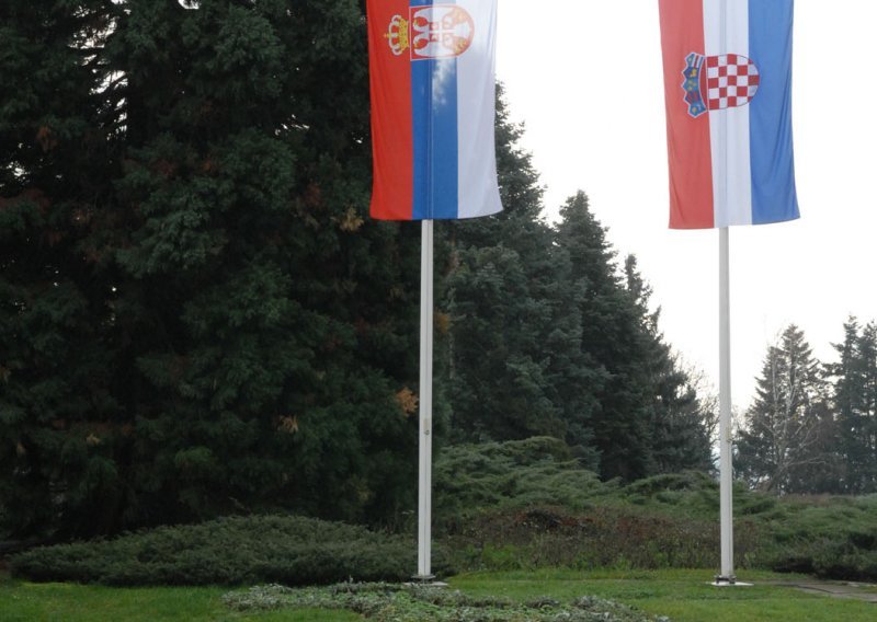 'Blokadom Srbije Hrvatska skreće pozornost s događaja u zemlji'