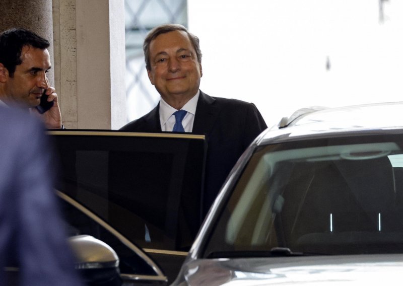 Draghi predao ostavku predsjedniku