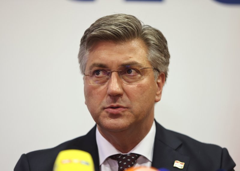 Plenković: Milanović ne zna da je dobro biti u EU jer on ne zna koje su koristi. Dijelom su Šveđani i Finci su dali novac. Oni su sufinancirali Pelješki most