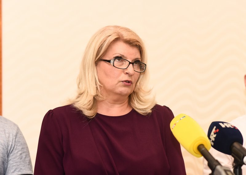 [VIDEO/FOTO] Raskol u Domovinskom pokretu, Zorica Gregurić tvrdi: Razlozi su nedemokratsko vođenje stranke i lažna obećanja