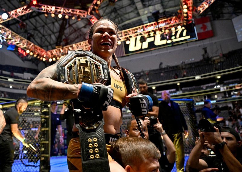 [FOTO] Amanda Nunes se osvetila, vratila je pojas UFC-a i dokazala da je najopakija žena na svijetu; uništila je lice prvakinje