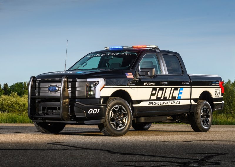 [FOTO/VIDEO] Američka policija dobila prvi namjenski električni pickup: Upoznajte Ford F-150 Lightning Pro SSV