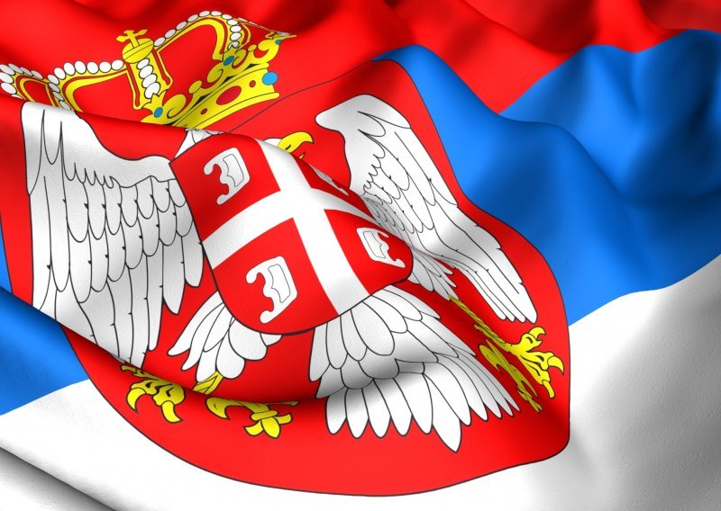 Istakao zastavu Srbije u Donjem Lapcu, pa platio 229 kuna kazne