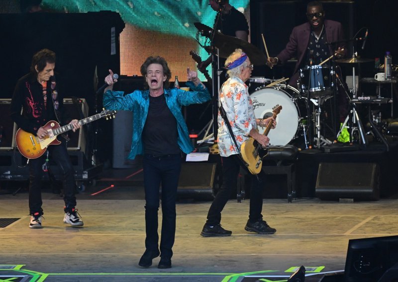 Rolling Stonesi u Berlinu završili turneju i dirljivo odali počast pokojnom bubnjaru Charlieju Wattsu