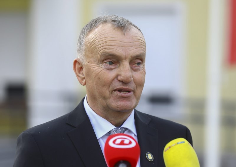 General Krešić: Ne slažem se s bojkotom predsjednikova prijema od strane ministara