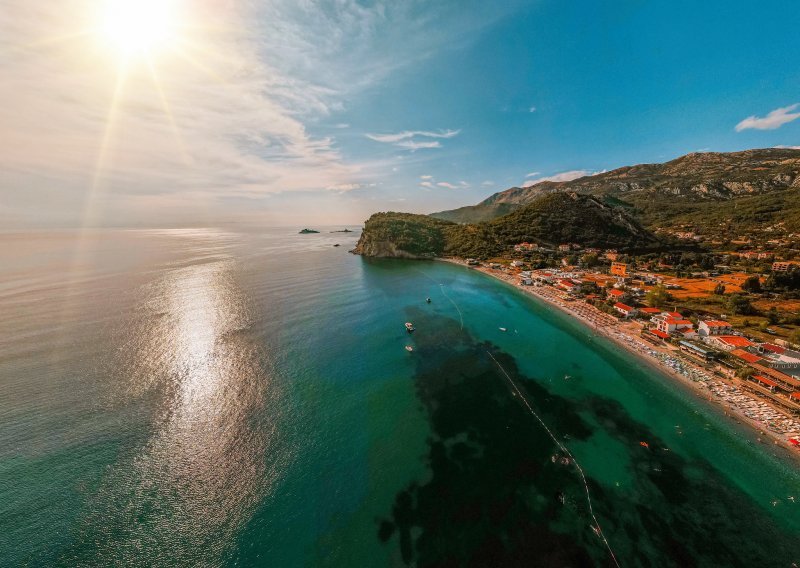 Omiljene pjesme na jednoj od najljepših plaža Jadrana: Najveći hitovi ubrzo stižu na Sea Dance!