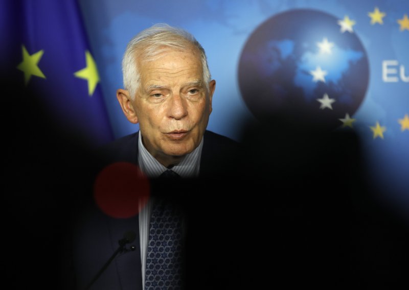 Borrell: Moramo biti selektivni, potpuna zabrana ulaska Rusima u EU nije dobra ideja