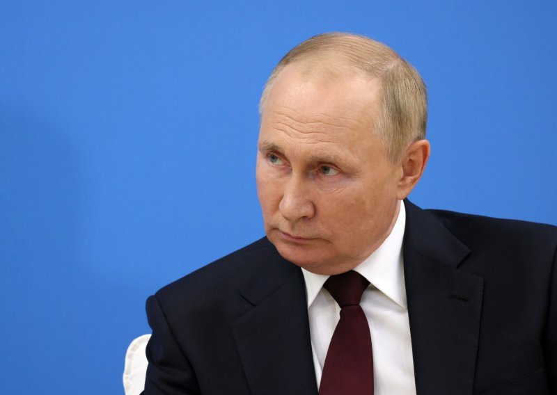 Putin upozorava Zapad: Ograničite li cijenu plina, nećemo izvoziti plin, naftu, ugljen, loživo ulje – nećemo vam slati ništa