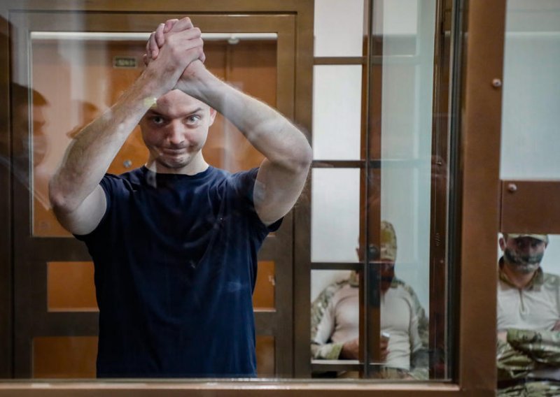 Bivši novinar Safronov osuđen na 22 godine u kažnjeničkoj koloniji