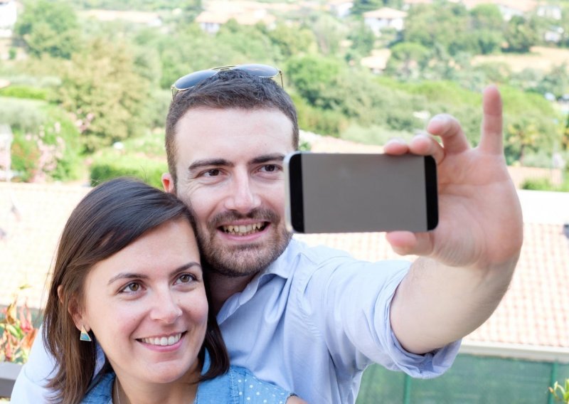 S ovih pet aplikacija napravit ćete najšašavije selfije