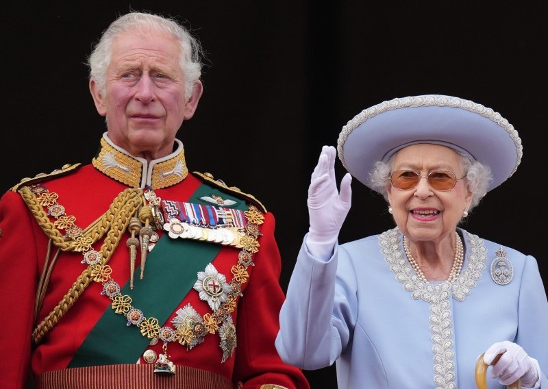 Što se u Ujedinjenom Kraljevstvu mijenja s novim monarhom? Prije svega himna, a onda i novčanice