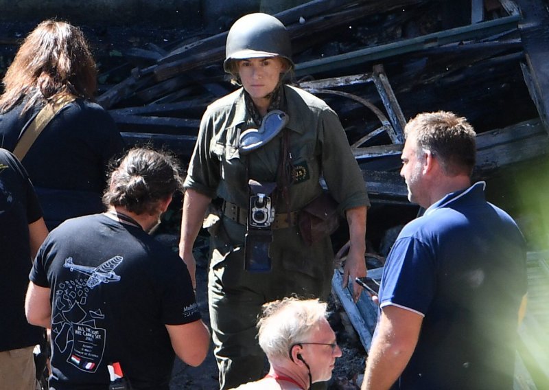 [FOTO] Nakon sanirane ozljede, Kate Winslet ponovno je na setu u Kuparima