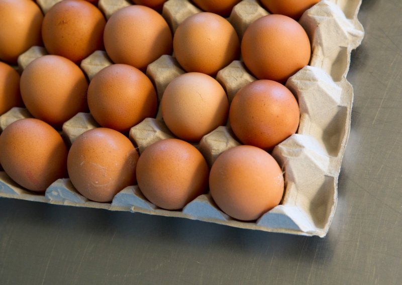 Državni inspektorat ponovno skinuo jaja s polica zbog salmonelle. Provjerite jeste li ih kupili
