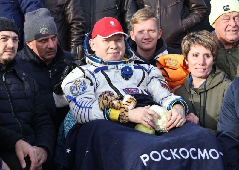 Trojica ruskih kozmonauta sigurno su se vratila na Zemlju