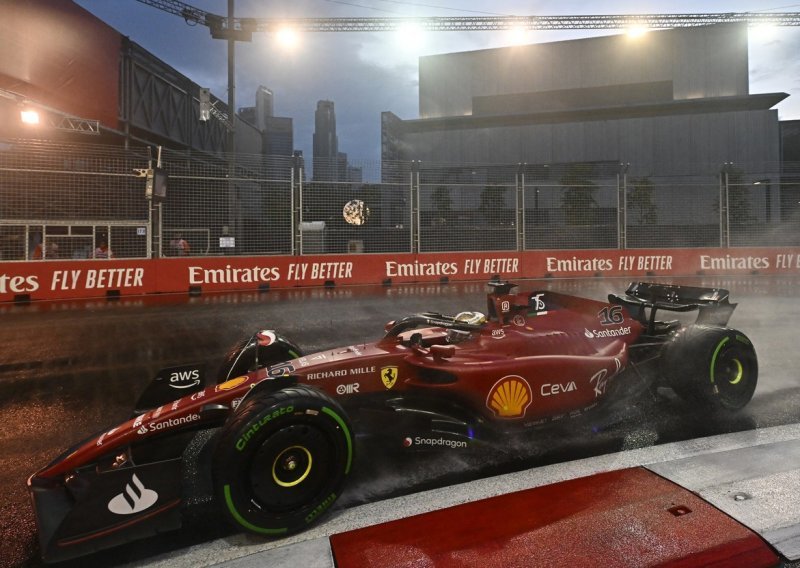Charles Leclerc najbrži na posljednjem treningu; Ferrari se najbolje snašao na kišom natopljenoj stazi u Singapuru