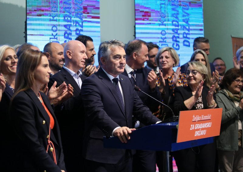 Komšić i Dodik u vodstvu, optužuje ga se za krađu. Velik broj nevažećih listića, najnovije rezultate prokomentirao i Čović
