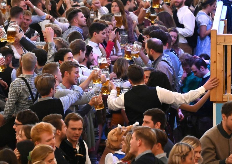 Nije ispunio očekivanja: Kišovit Oktoberfest završio s manje posjetitelja nego što je bilo očekivano
