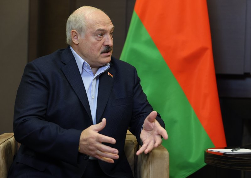 Lukašenko zabranio inflaciju u Bjelorusiji: 'Nema poskupljenja! Zabranjeno!'