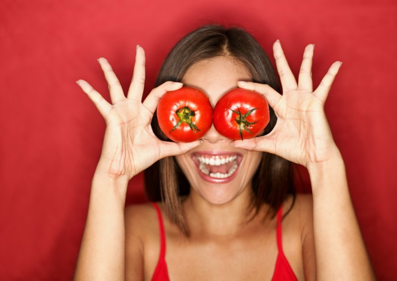 Šest problema koje možete riješiti običnom rajčicom