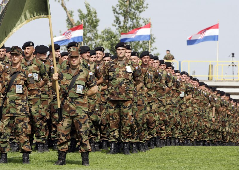 Hrvatska vojska zbog štednje poslana kući