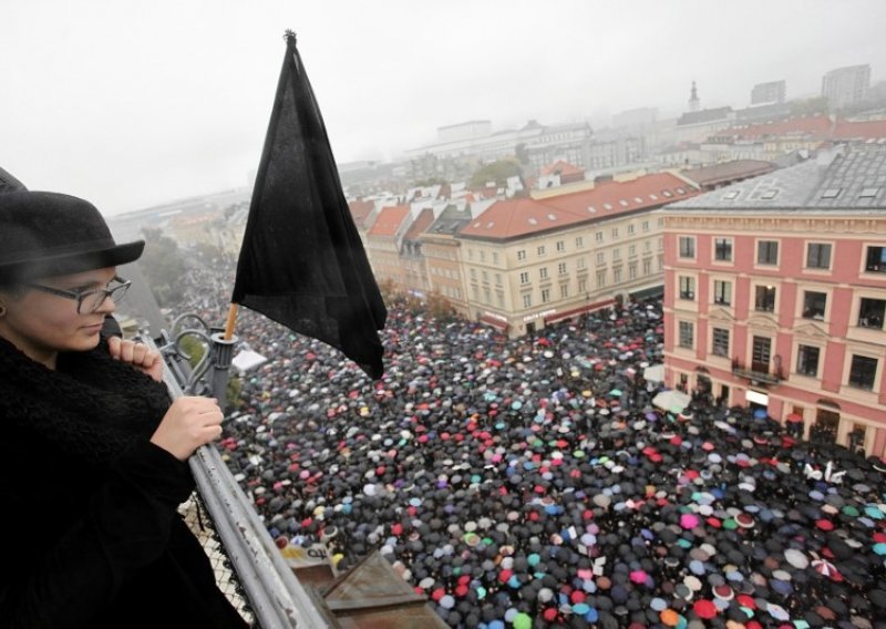 Pobjeda Poljakinja: Sačuvale mrvice prava na pobačaj