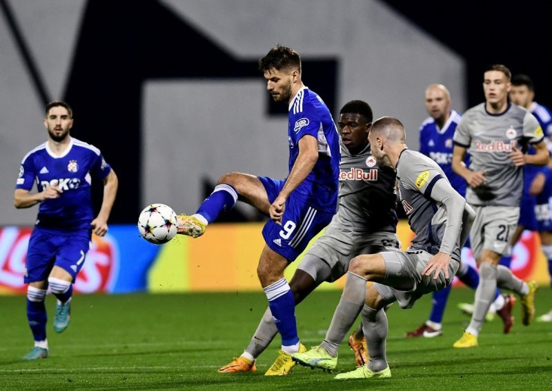 [FOTO] Dinamo i Salzburg podijelili bodove na Maksimiru! Modri nakon dobrog prvog poluvremena stali u nastavku i udaljili se od proljeća u Europi