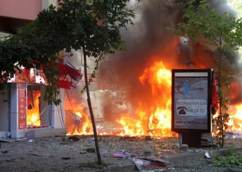 Eksplozija u Ankari: Troje mrtvih, 15 ranjenih