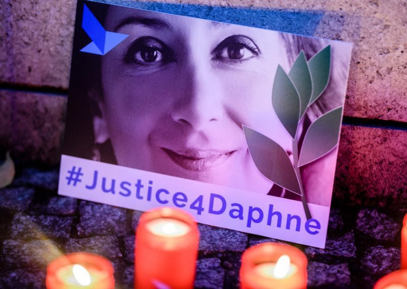 Prije pet godina ubijena je novinarka na Malti. Ubojice robijaju 40 godina, a biznismen koji se smatra mozgom operacije čeka suđenje