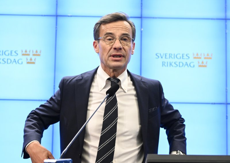 Švedski parlament potvrdio Ulfa Kristerssona za premijera