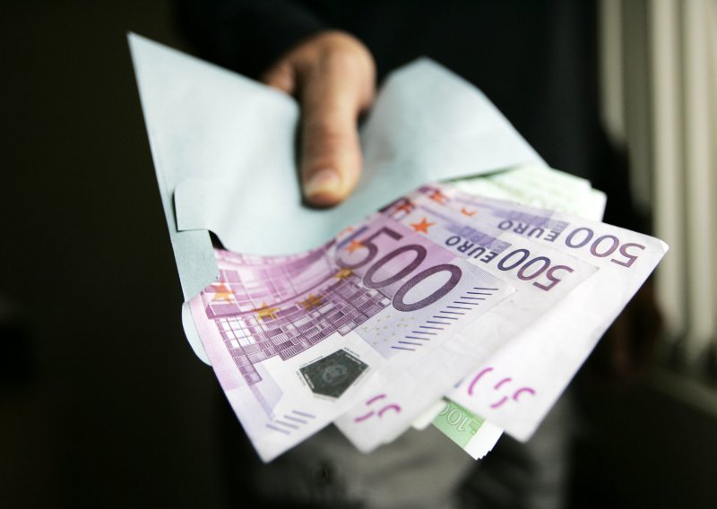 Plenković: Od Nove godine podižemo minimalac na 560 eura
