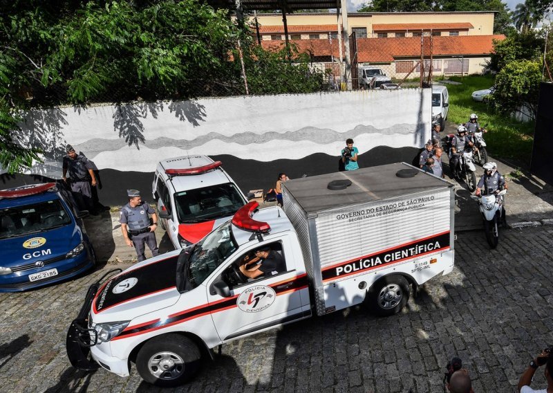 Zastupnik desnice u Brazilu bacio bombu na policajce koji su ga došli uhititi