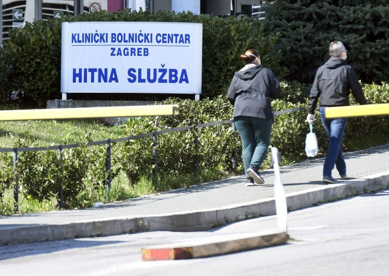 Sindikat KBC-a Zagreb prihvatio ponudu Vlade o povećanju plaće