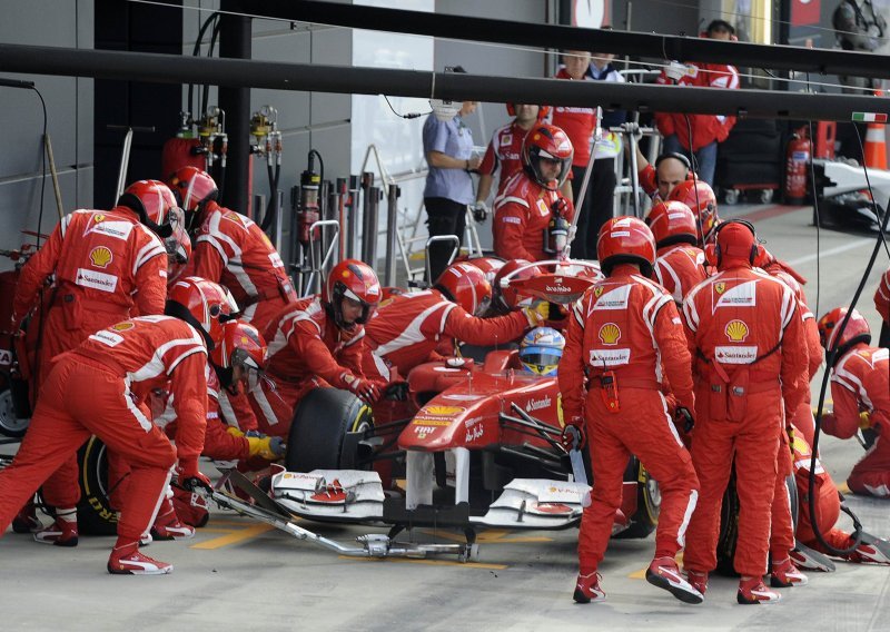 Vettelov mehaničar donio pobjedu Alonsu
