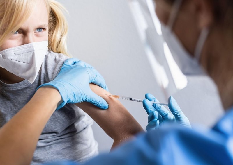 EMA odobrila prilagođeno Pfizerovo cjepivo za djecu