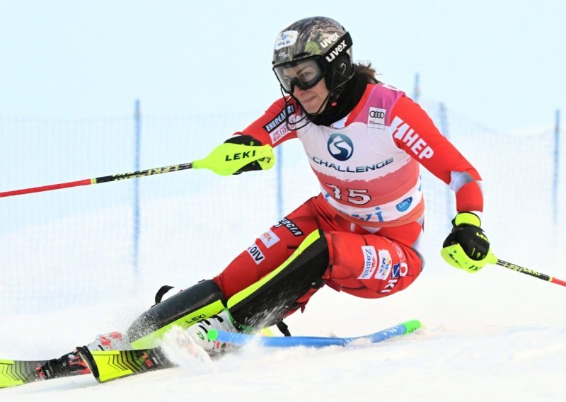 Leona Popović prvi slalom sezone završila na sjajnom desetom mjestu, Zrinka Ljutić izletjela u drugoj vožnji