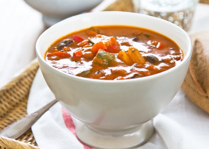 Ova fina juha izvrsna je za jesen i zimu, a čak i oni koji nisu pretjerano vješti u kuhinji lako će je napraviti